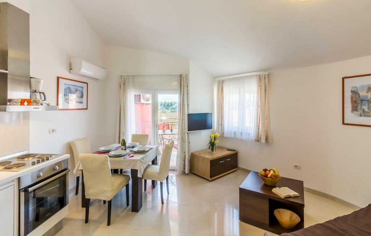 Apartman Kp Medulin Luaran gambar